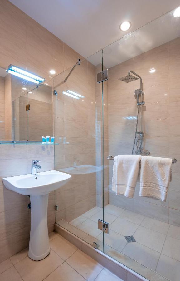 Capitol By Umbrella Hotel Tbilisi Buitenkant foto