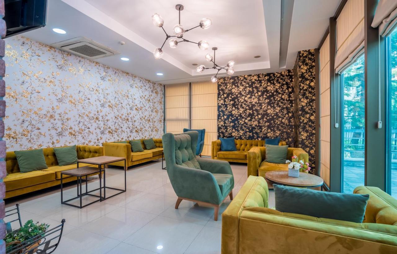 Capitol By Umbrella Hotel Tbilisi Buitenkant foto