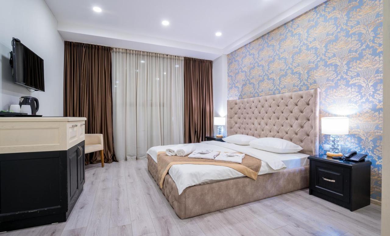 Capitol By Umbrella Hotel Tbilisi Buitenkant foto