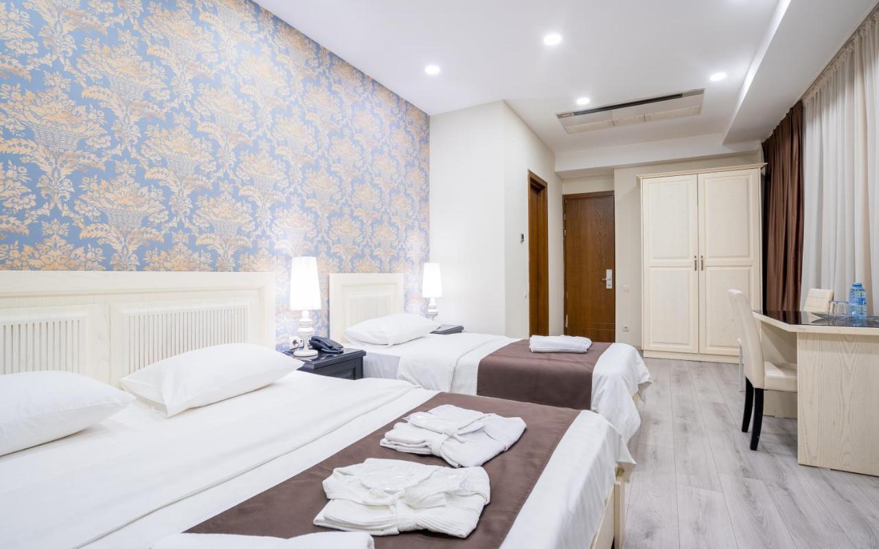 Capitol By Umbrella Hotel Tbilisi Buitenkant foto